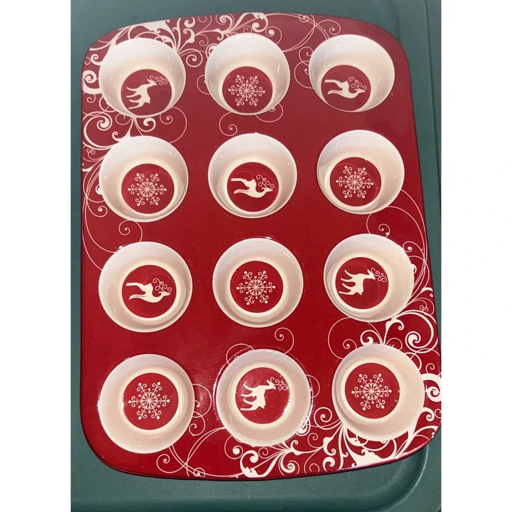 Christmas Red Ceramic 12 Cup Muffin Pan Reindeer Snowflake Holiday Baking Tin